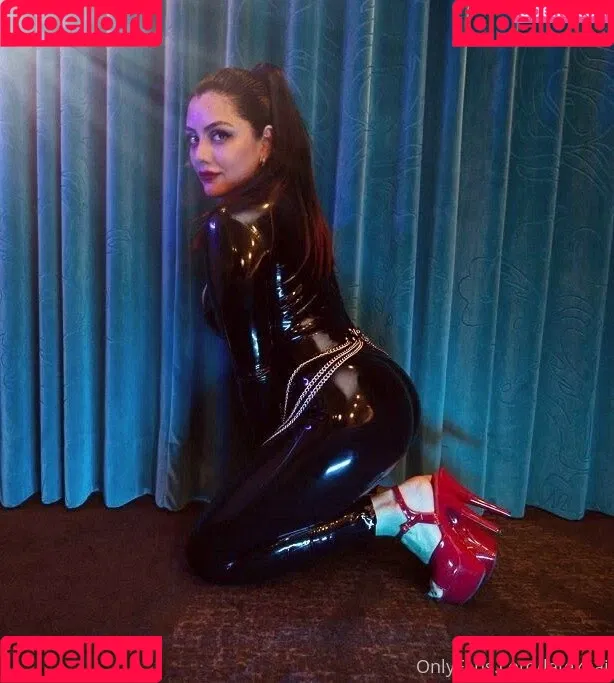 latexnai Onlyfans Photo Gallery 