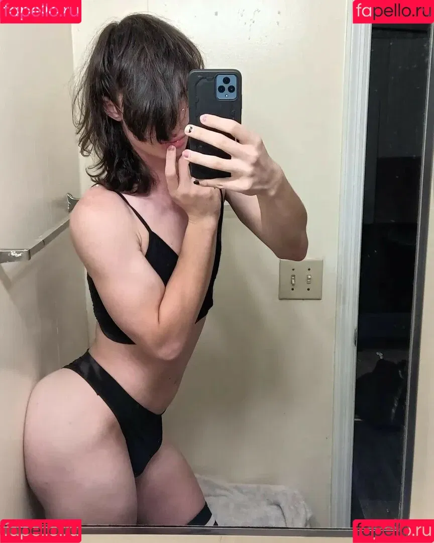 Punkskinwalker Onlyfans Photo Gallery 