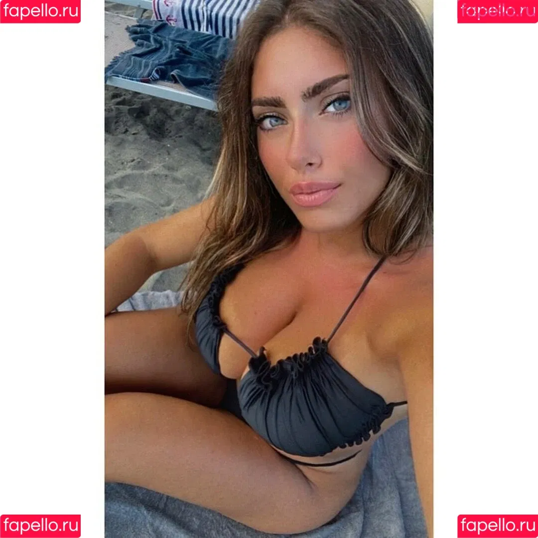 Ylenia Bevelacqua Onlyfans Photo Gallery 