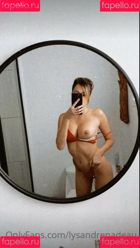 Lysandre NADEAU Onlyfans Photo Gallery 