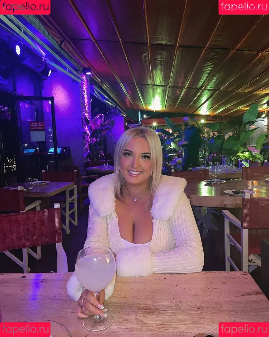 Olivia D Onlyfans Photo Gallery 