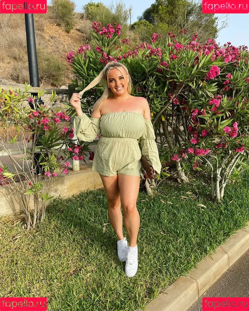 Olivia D Onlyfans Photo Gallery 
