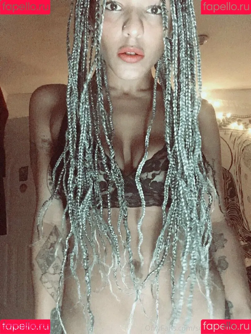 sourmoonstone Onlyfans Photo Gallery 