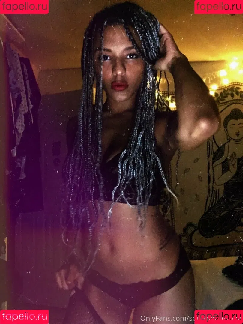sourmoonstone Onlyfans Photo Gallery 
