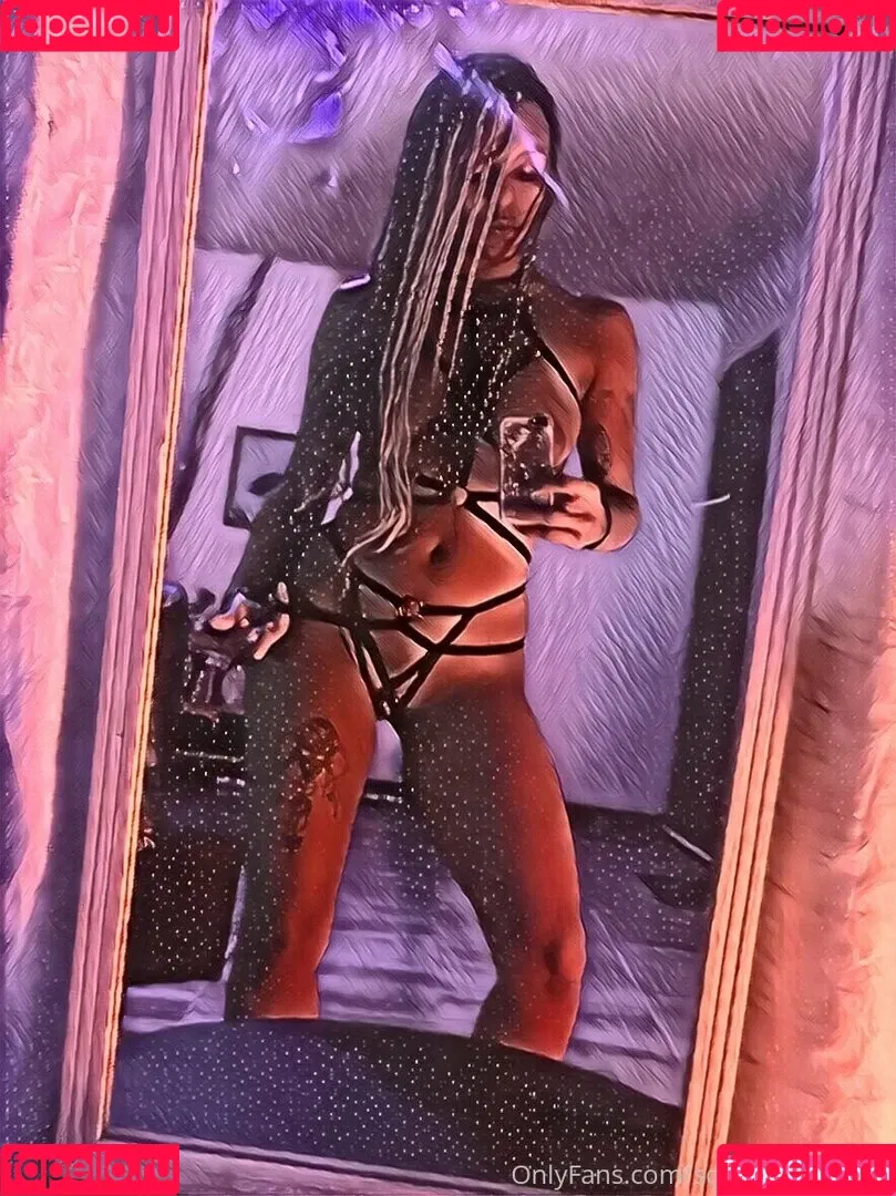 sourmoonstone Onlyfans Photo Gallery 