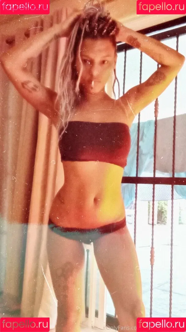 sourmoonstone Onlyfans Photo Gallery 