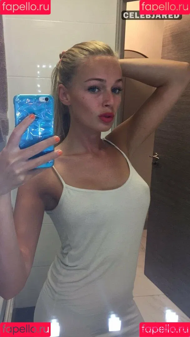 Frederikke Bach Onlyfans Photo Gallery 