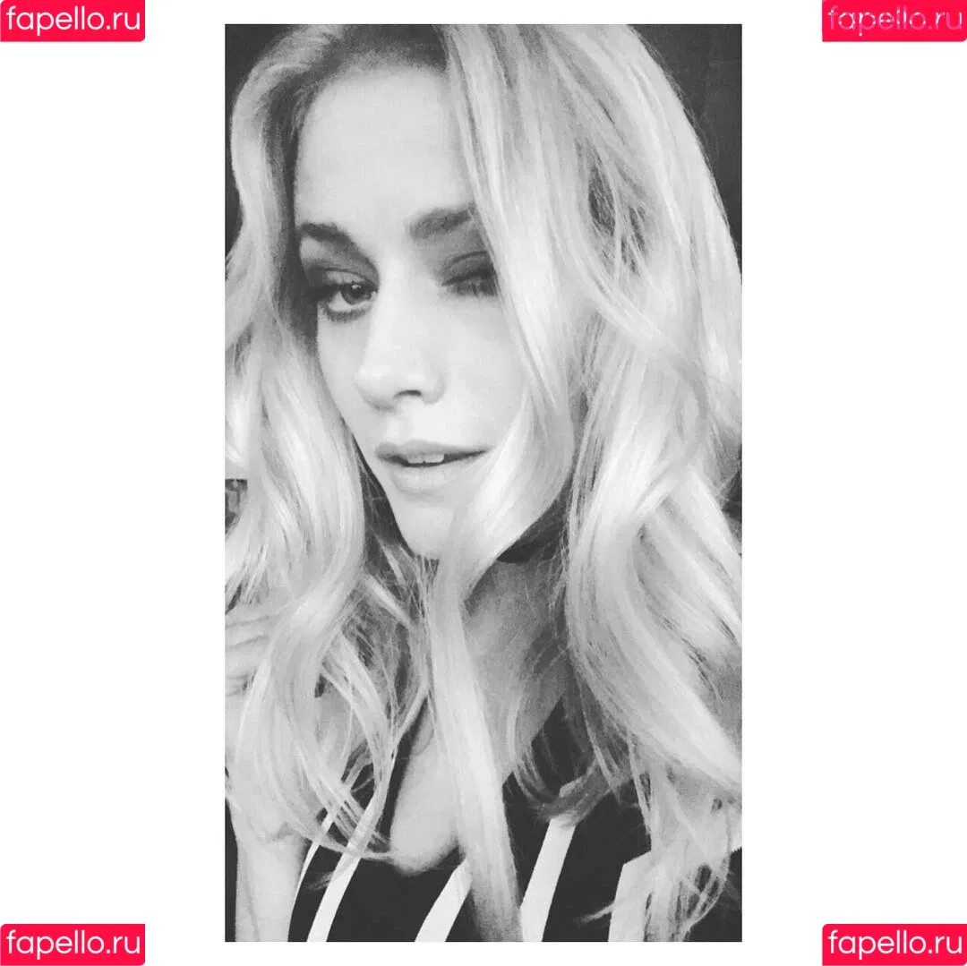 Olivia Taylor Dudley Onlyfans Photo Gallery 