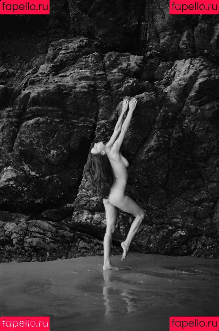 Isa Reda Onlyfans Photo Gallery 