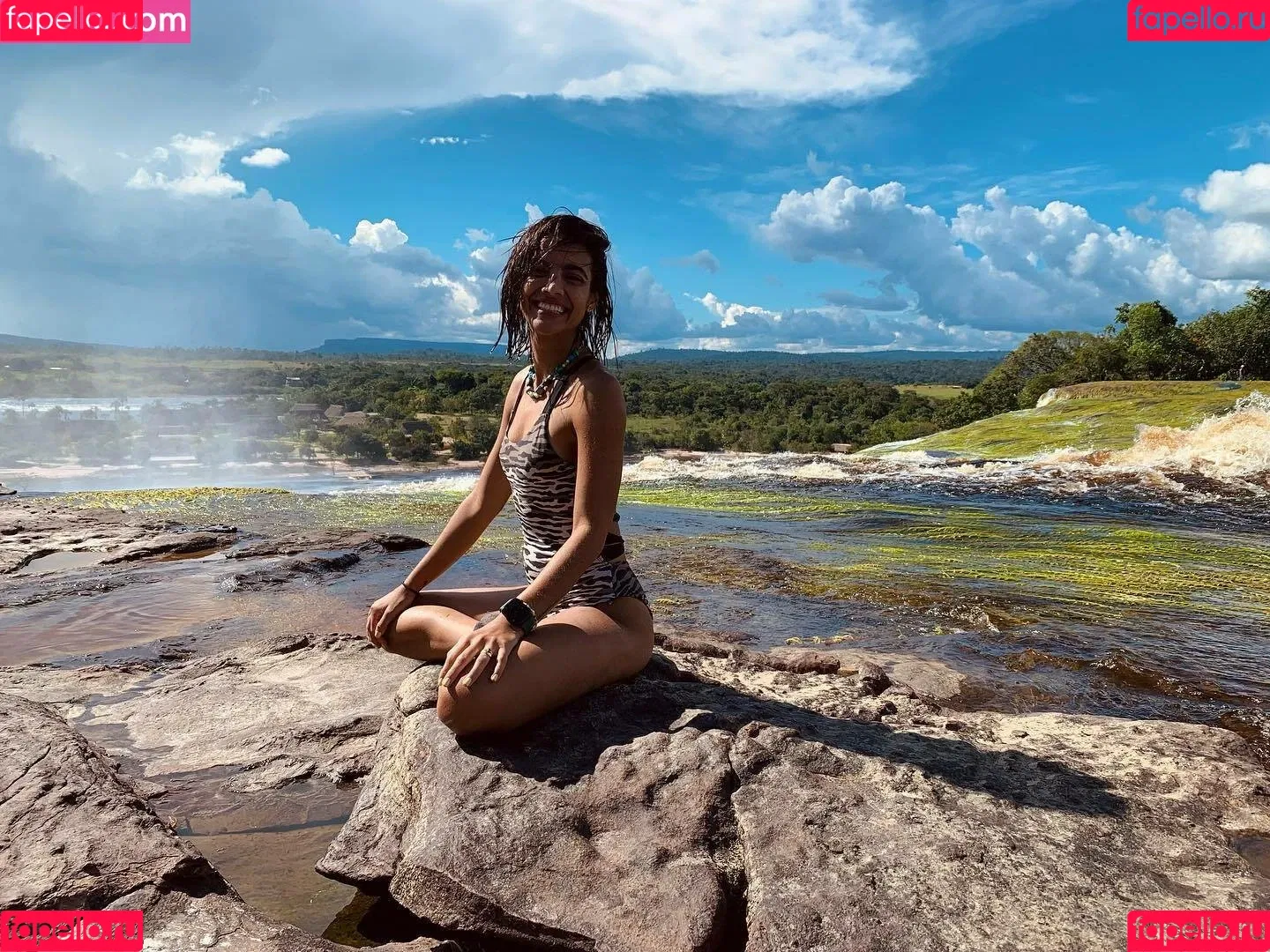 Maria Gabriela De Faria Onlyfans Photo Gallery 