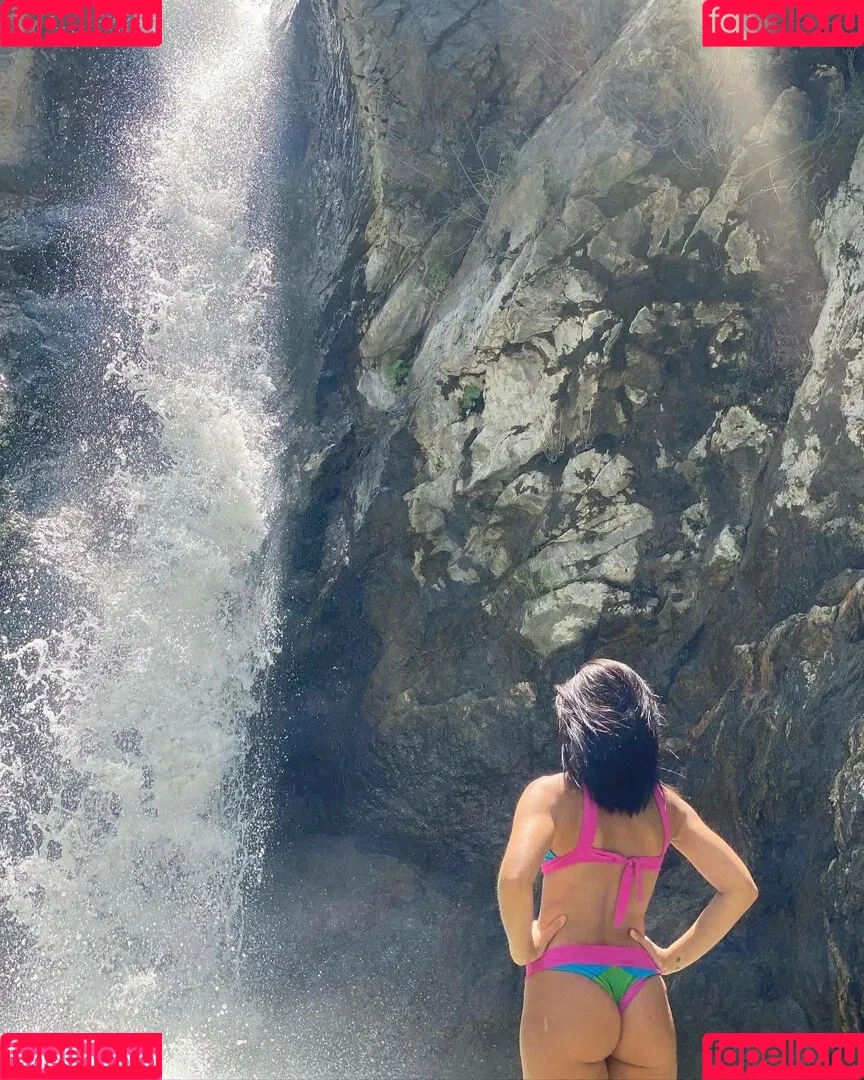 Maria Gabriela De Faria Onlyfans Photo Gallery 