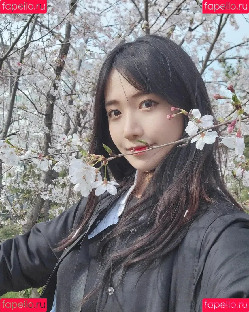 jinnytty Onlyfans Photo Gallery 