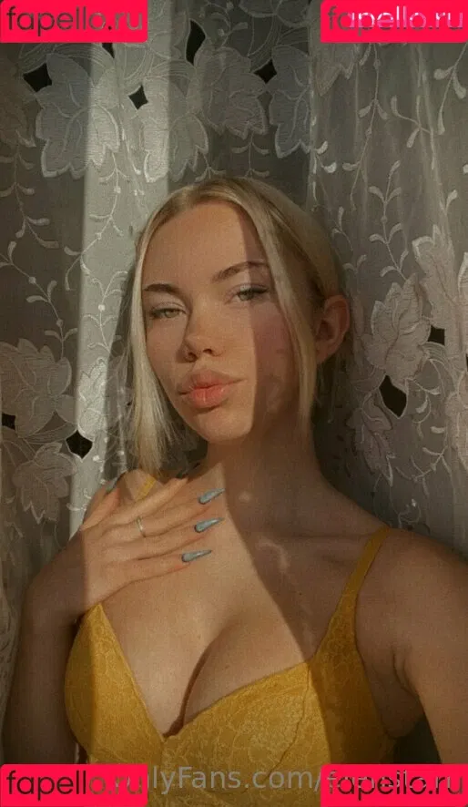 elenstarr Onlyfans Photo Gallery 