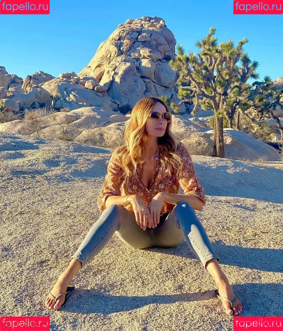 Vanessa Angel Onlyfans Photo Gallery 