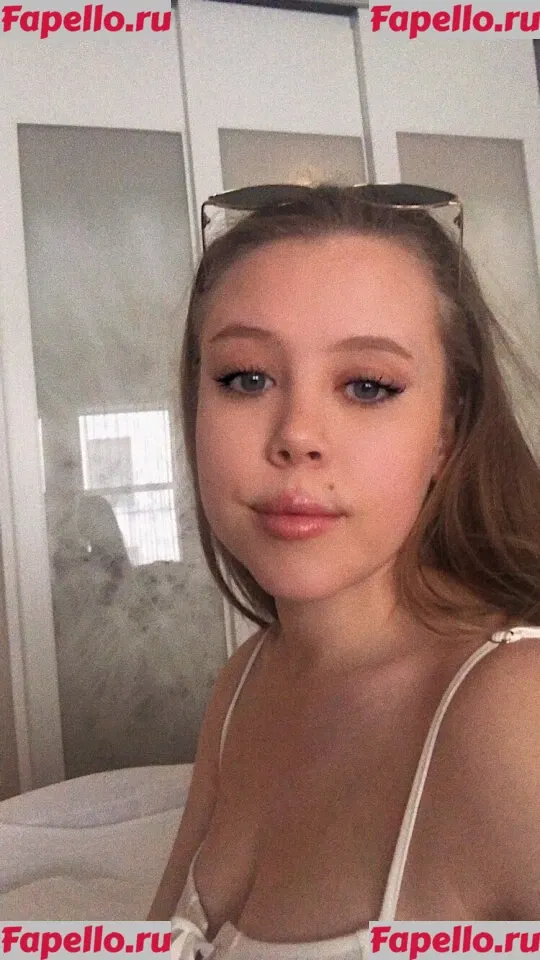 Emily Kyte Onlyfans Photo Gallery 