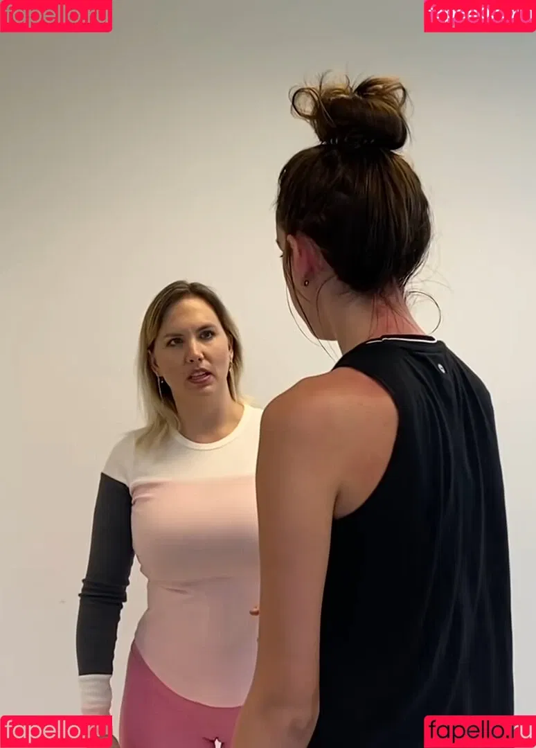 Chiropractor Onlyfans Photo Gallery 