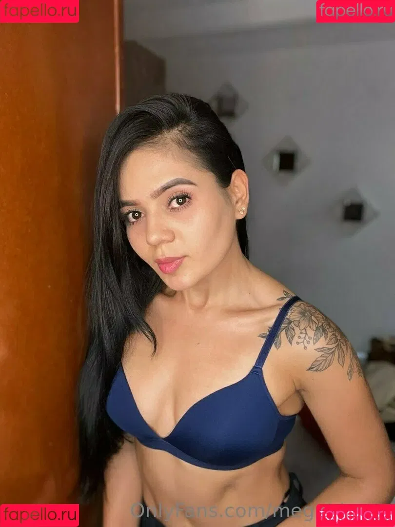 megairisxxx Onlyfans Photo Gallery 