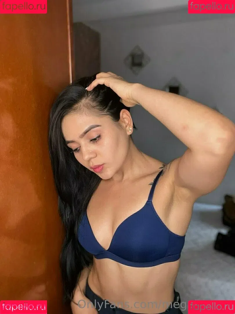 megairisxxx Onlyfans Photo Gallery 