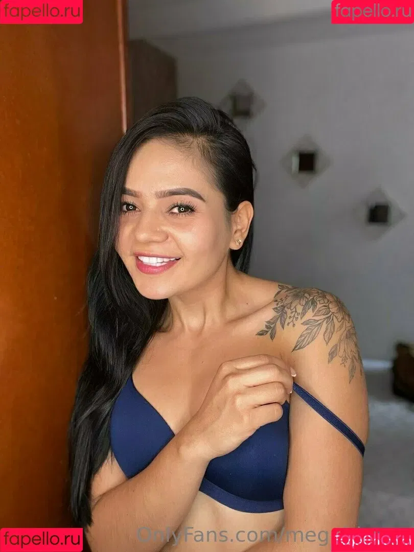 megairisxxx Onlyfans Photo Gallery 
