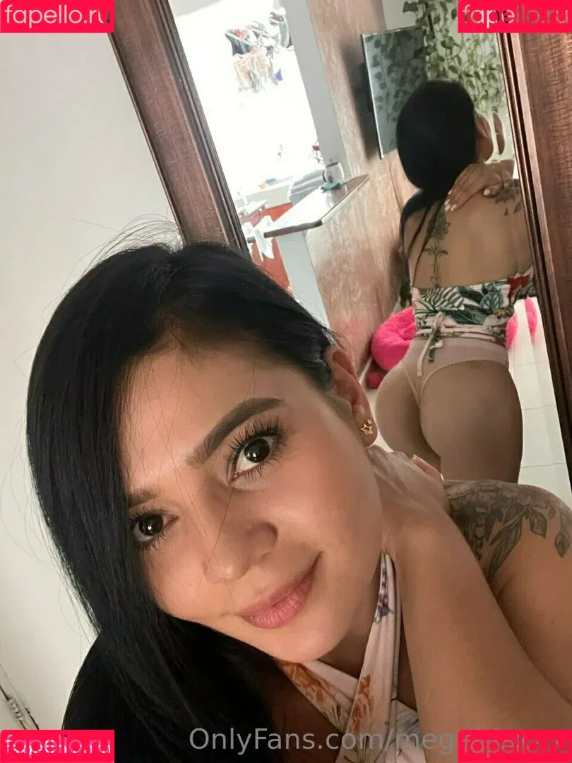megairisxxx Onlyfans Photo Gallery 