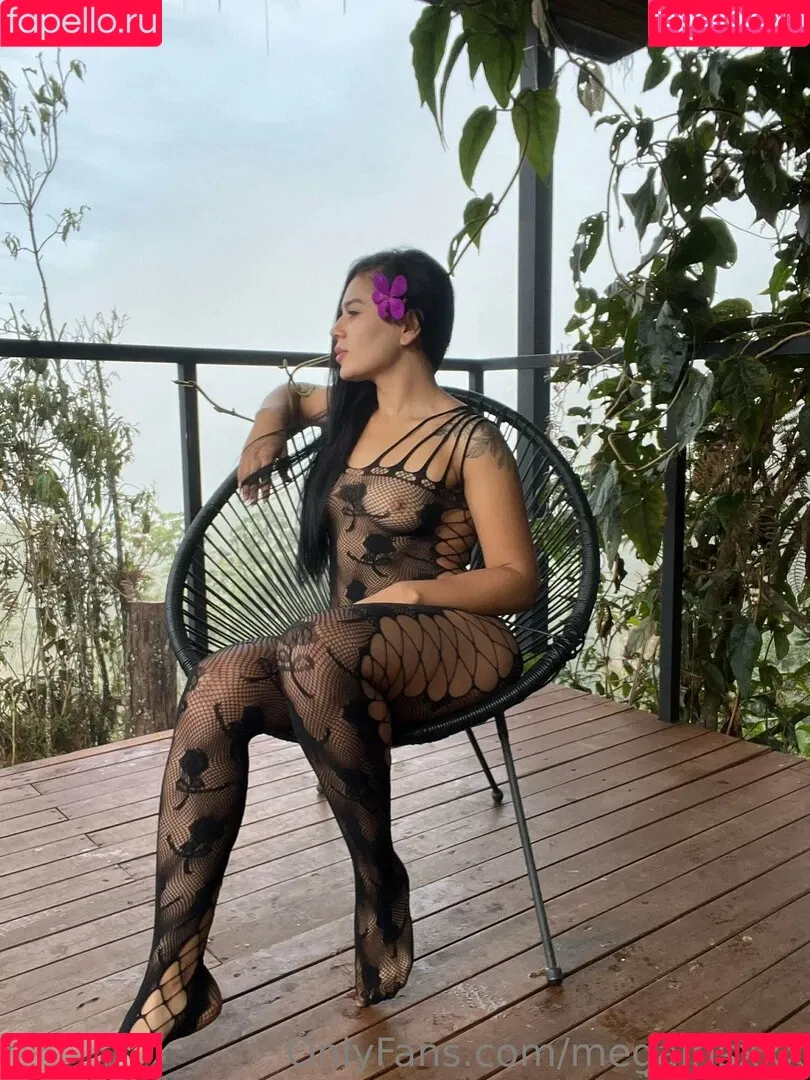 megairisxxx Onlyfans Photo Gallery 