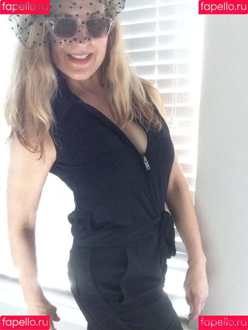 vixenkat Onlyfans Photo Gallery 