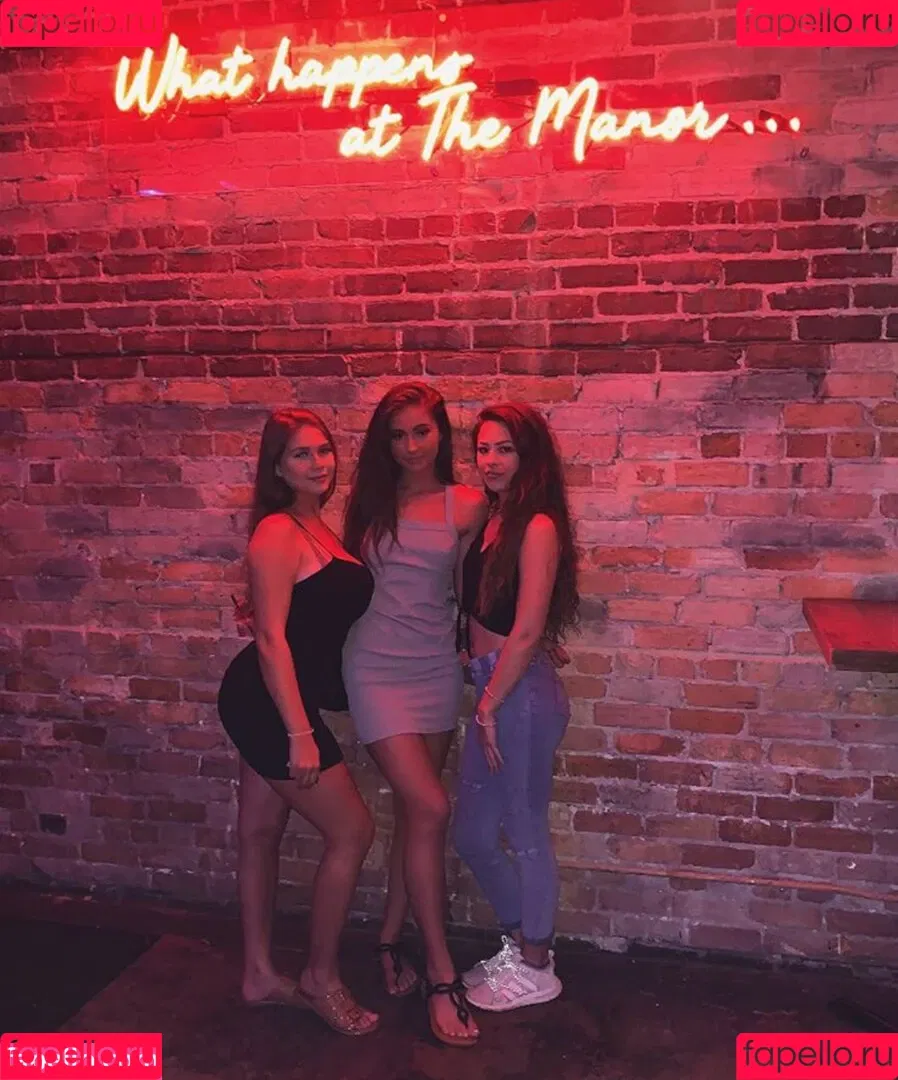 Maddy Mahmoudi Onlyfans Photo Gallery 