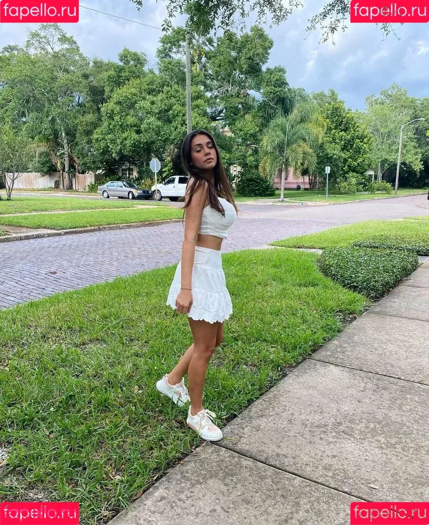 Maddy Mahmoudi Onlyfans Photo Gallery 