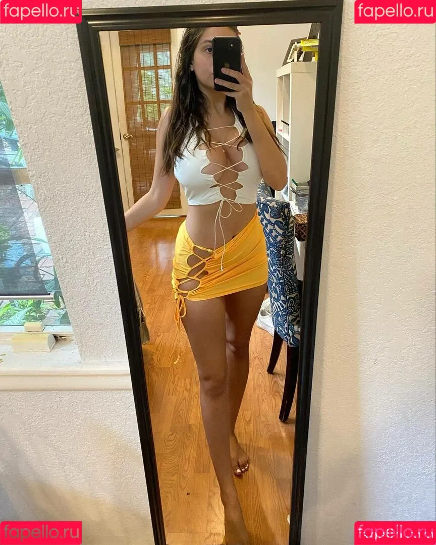 Maddy Mahmoudi Onlyfans Photo Gallery 