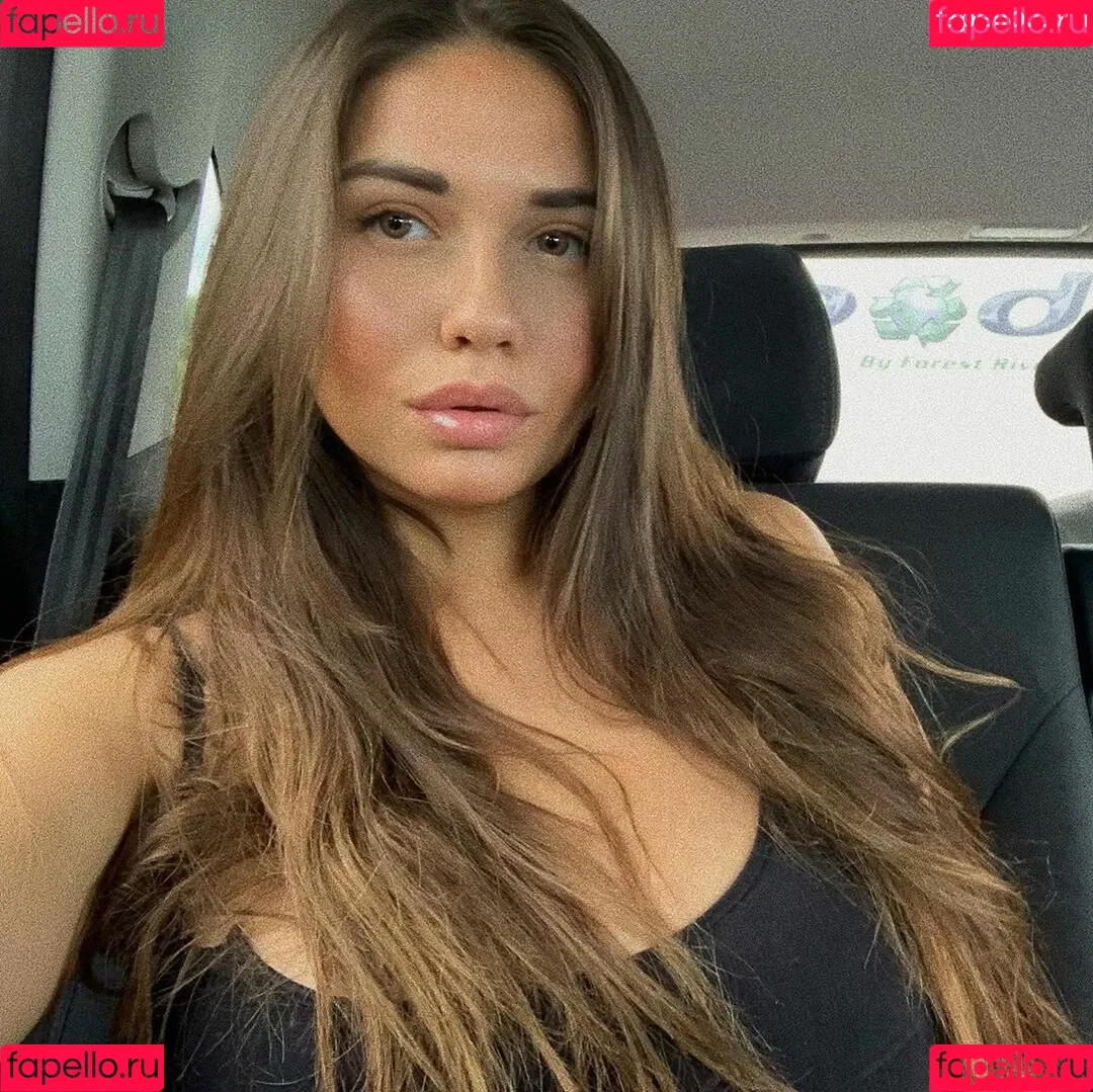 Maddy Mahmoudi Onlyfans Photo Gallery 