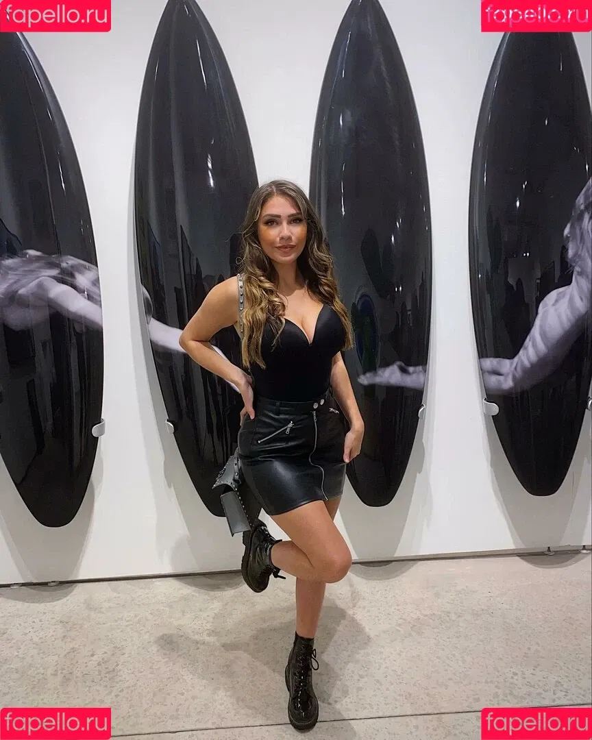 Maddy Mahmoudi Onlyfans Photo Gallery 
