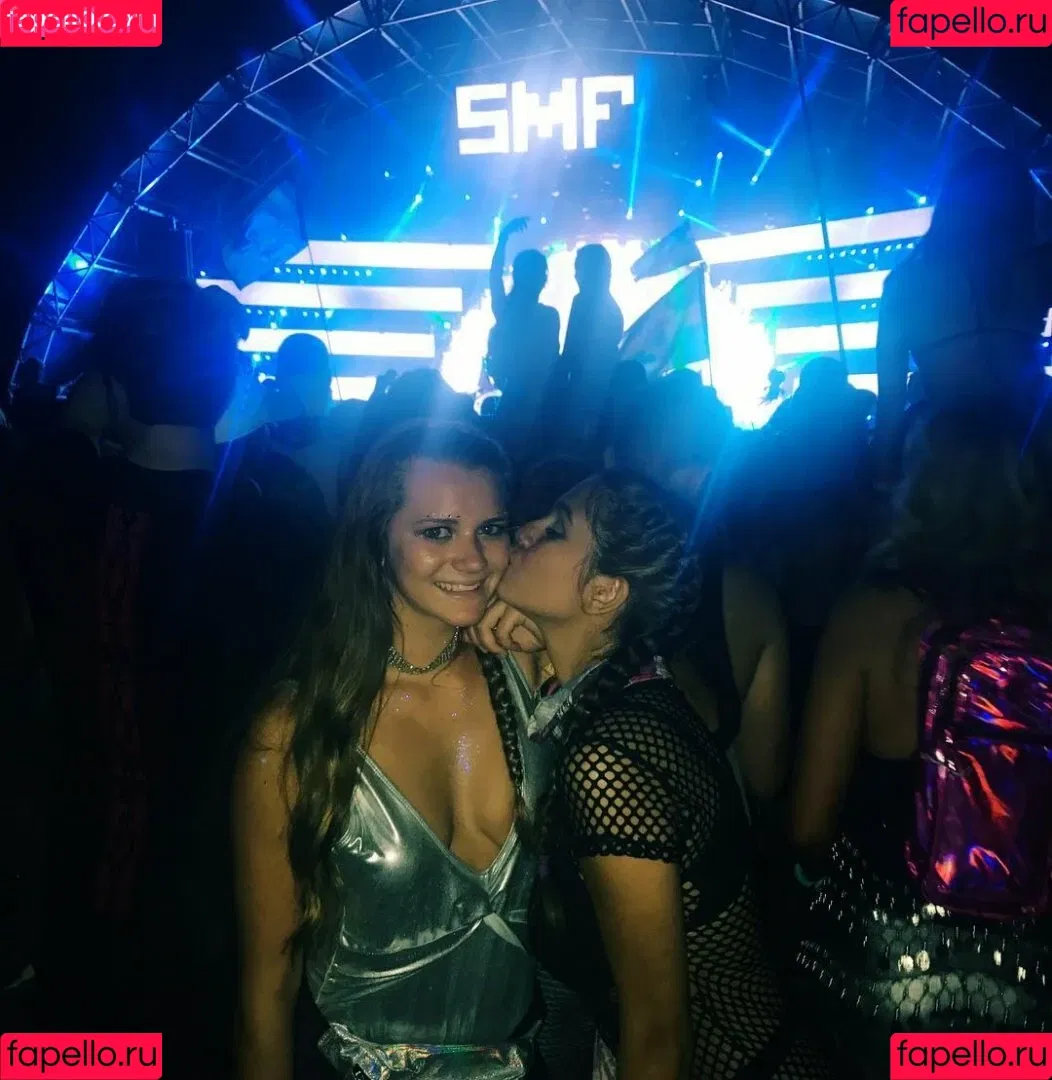 Maddy Mahmoudi Onlyfans Photo Gallery 