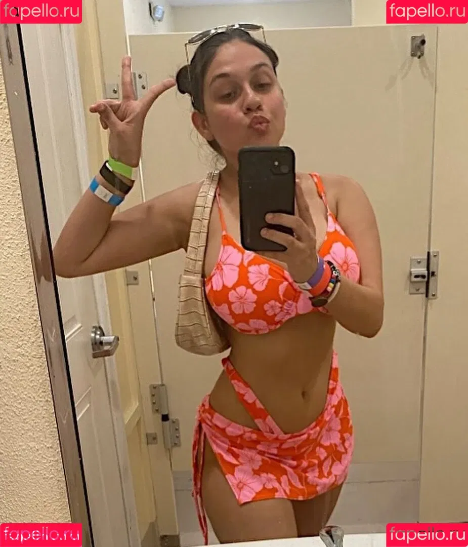 Maddy Mahmoudi Onlyfans Photo Gallery 