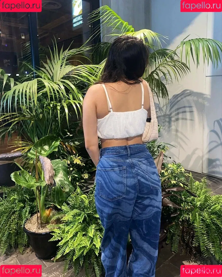 Maddy Mahmoudi Onlyfans Photo Gallery 