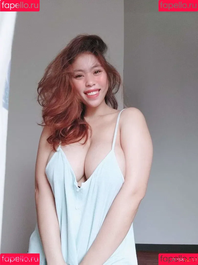 BustyCia Onlyfans Photo Gallery 