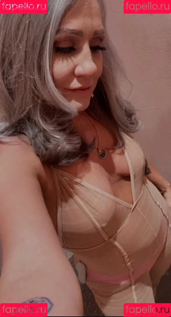 YFGTricia Onlyfans Photo Gallery 