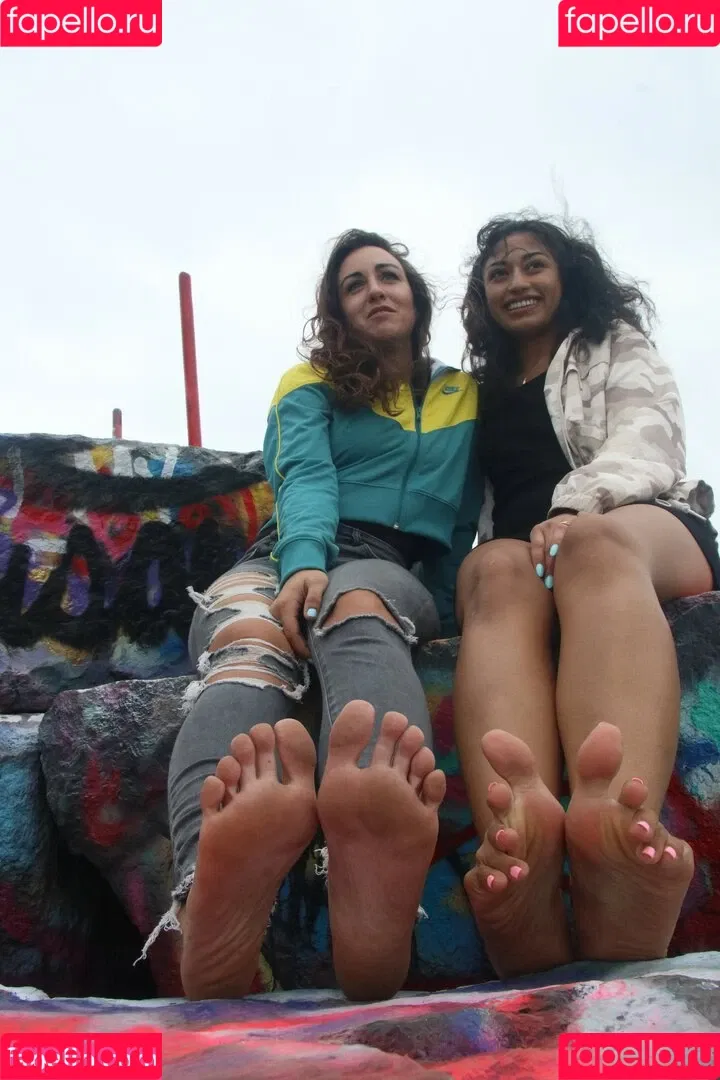 Joey's Feet Girls Onlyfans Photo Gallery 