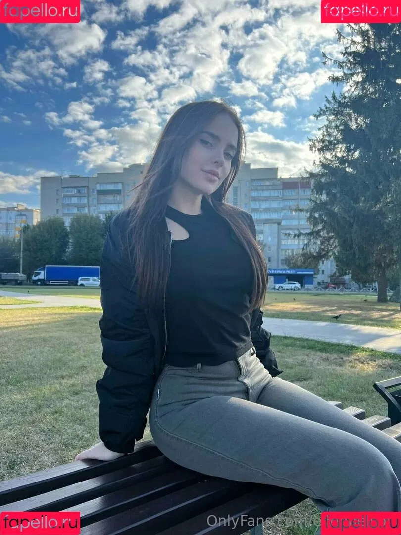 ellennelson Onlyfans Photo Gallery 