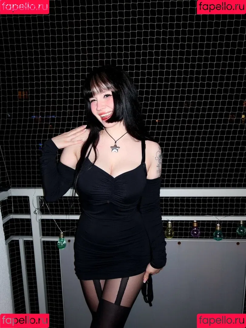 Shini Waifu Onlyfans Photo Gallery 