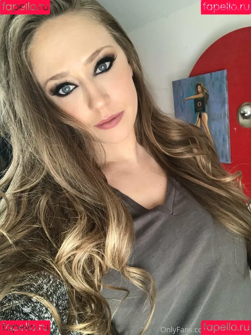 kagneylinn Onlyfans Photo Gallery 
