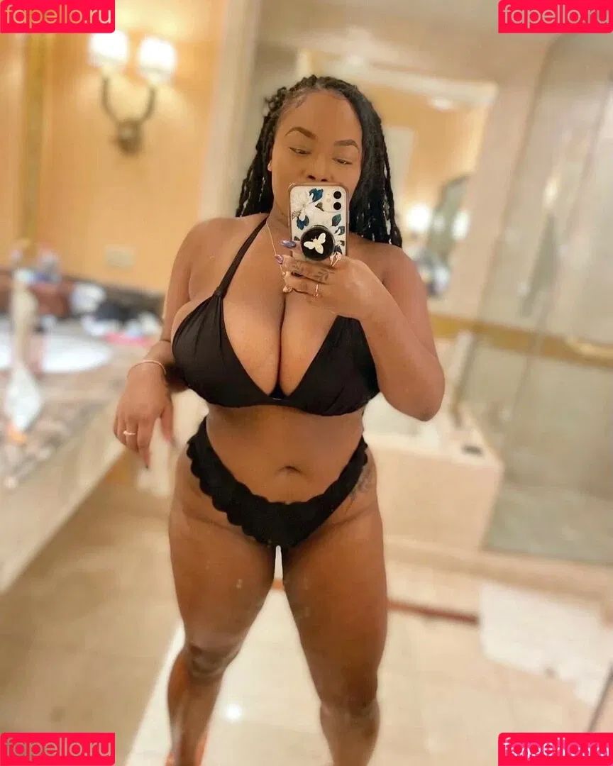 msolurin Onlyfans Photo Gallery 