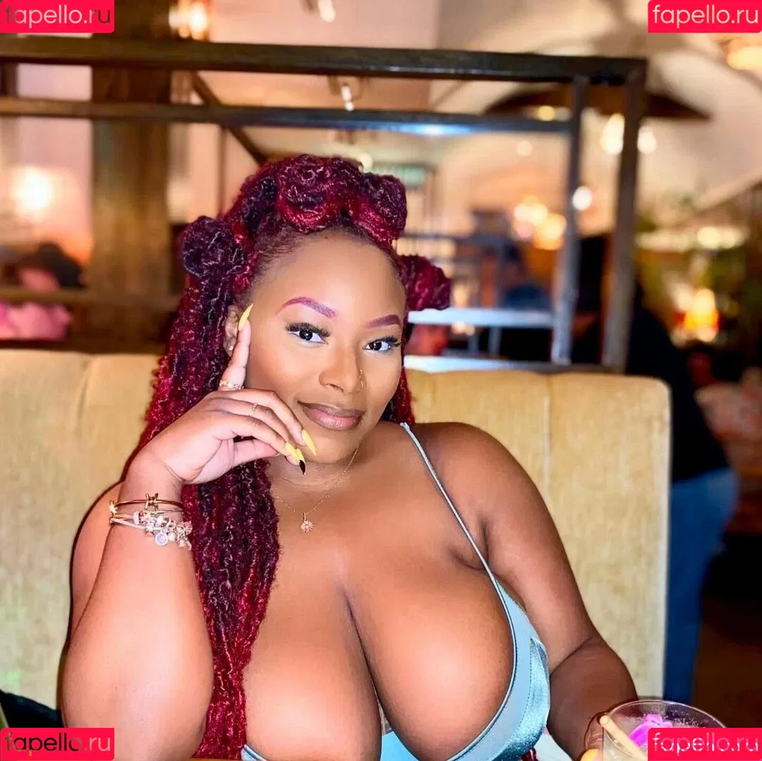 msolurin Onlyfans Photo Gallery 