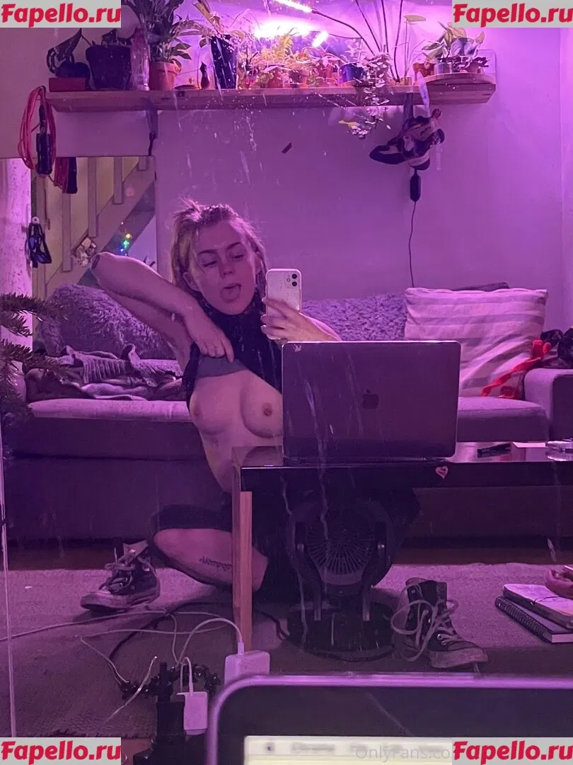 migistardust Onlyfans Photo Gallery 
