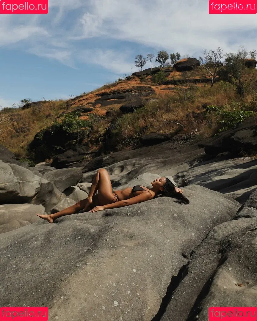 Bella Campos Onlyfans Photo Gallery 
