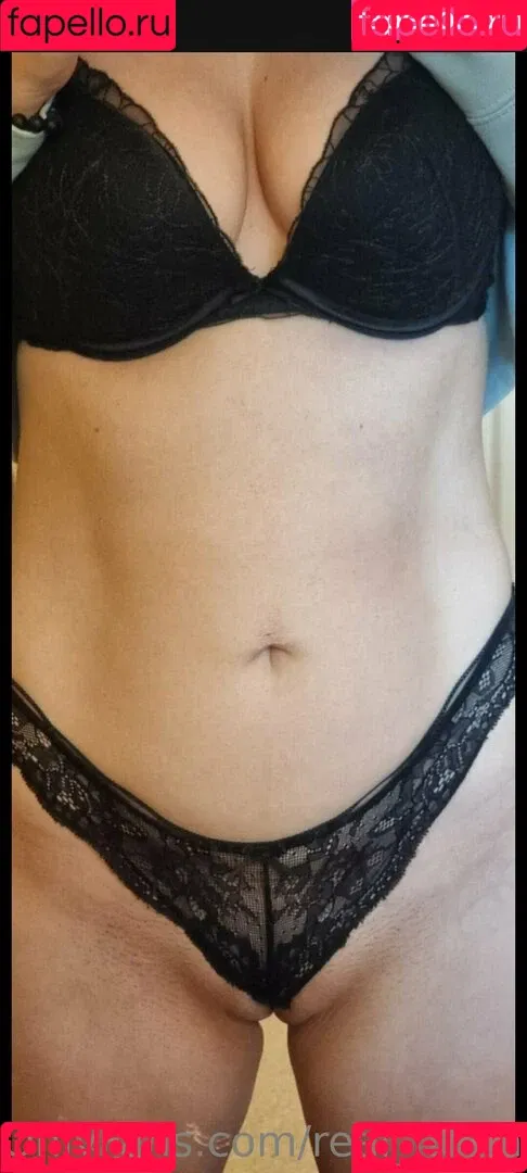 hot1989mom Onlyfans Photo Gallery 