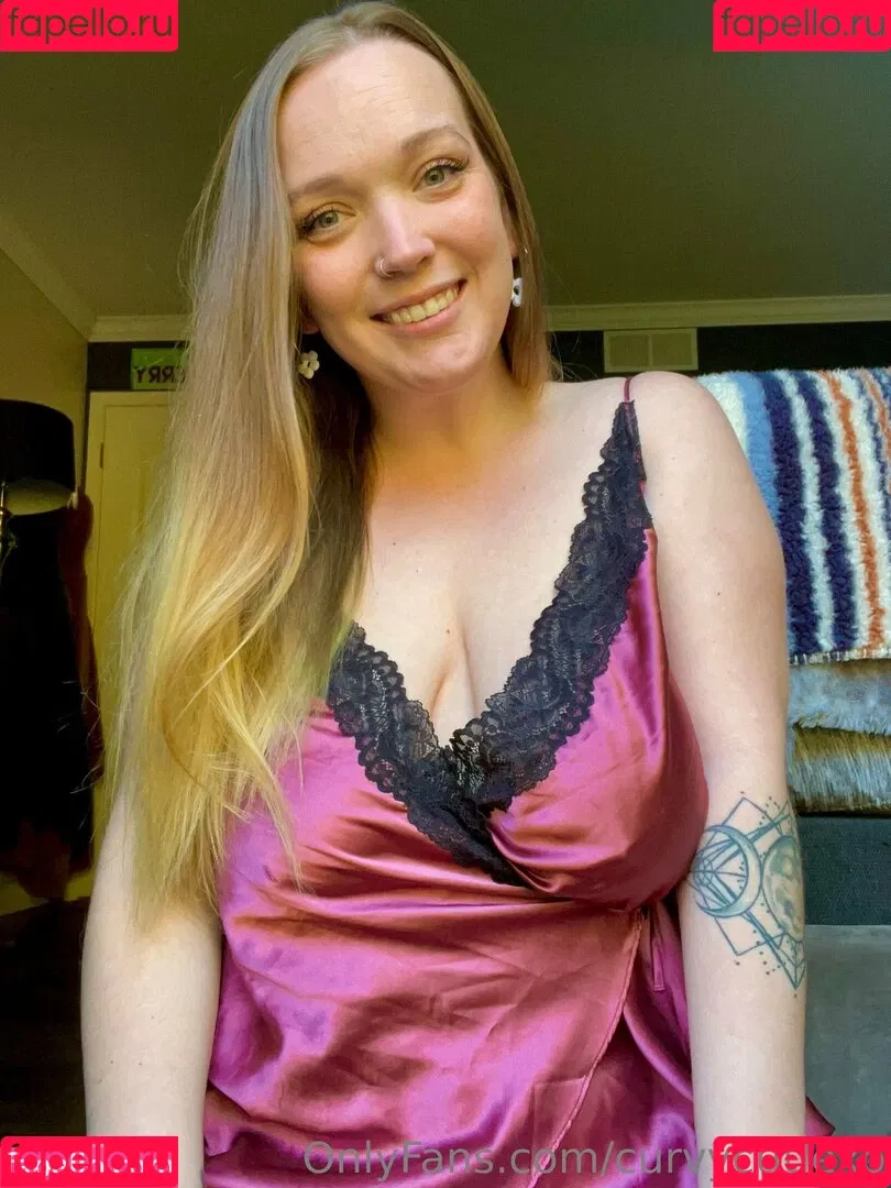 curvycutiexo Onlyfans Photo Gallery 