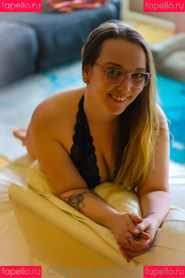 curvycutiexo Onlyfans Photo Gallery 