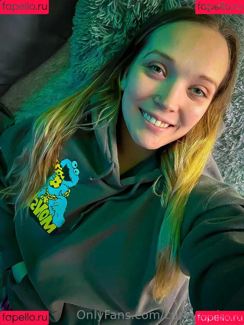 curvycutiexo Onlyfans Photo Gallery 