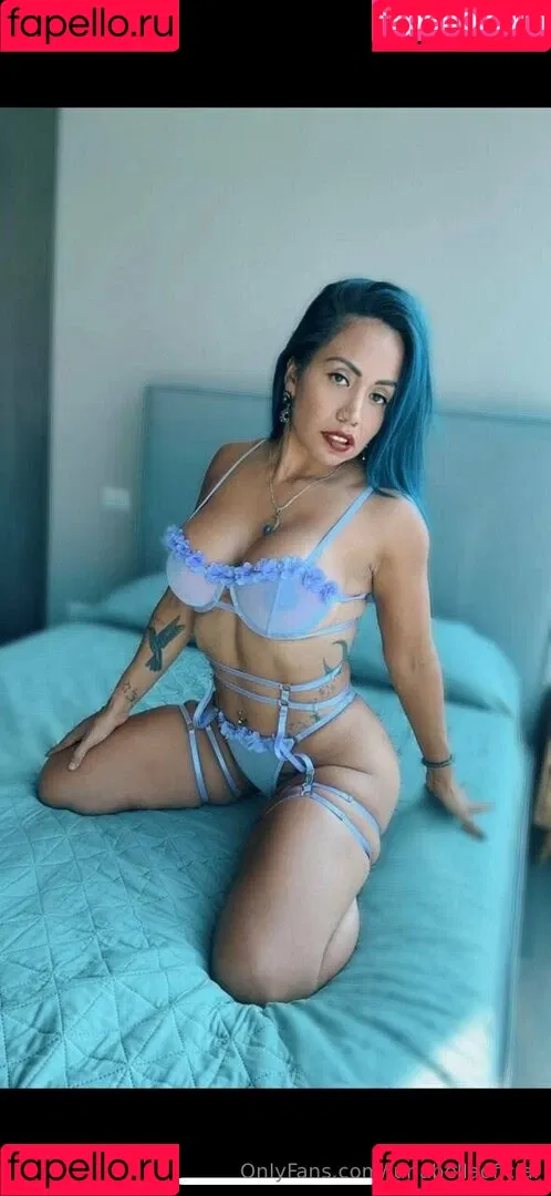 lunabellaoficial Onlyfans Photo Gallery 