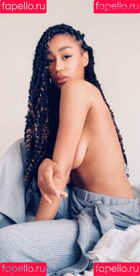 Nia Simone Onlyfans Photo Gallery 